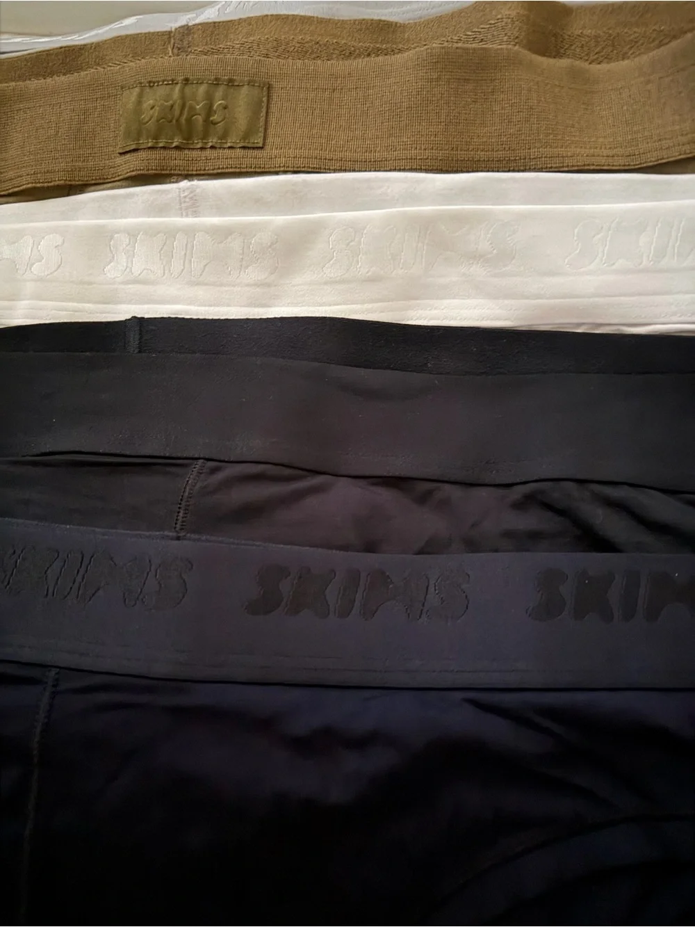 SKIMS Men’s Briefs Pack - Black, White, Olive sz 3x 5 packs